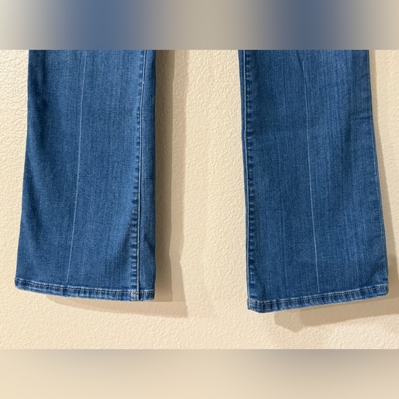 Joe's Jeans Women's Flare in Classic Blue - Picture 2 of 8